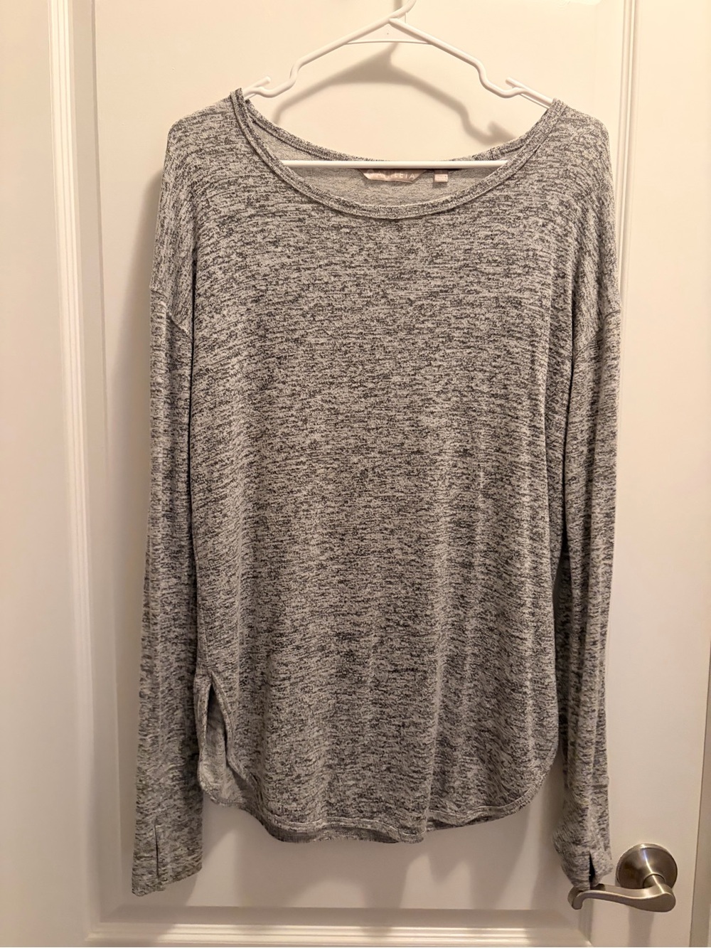 Athleta Gray Women's Long Sleeve Top Size S